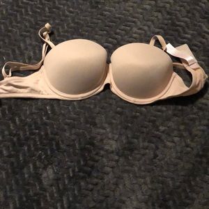 Strapless bra